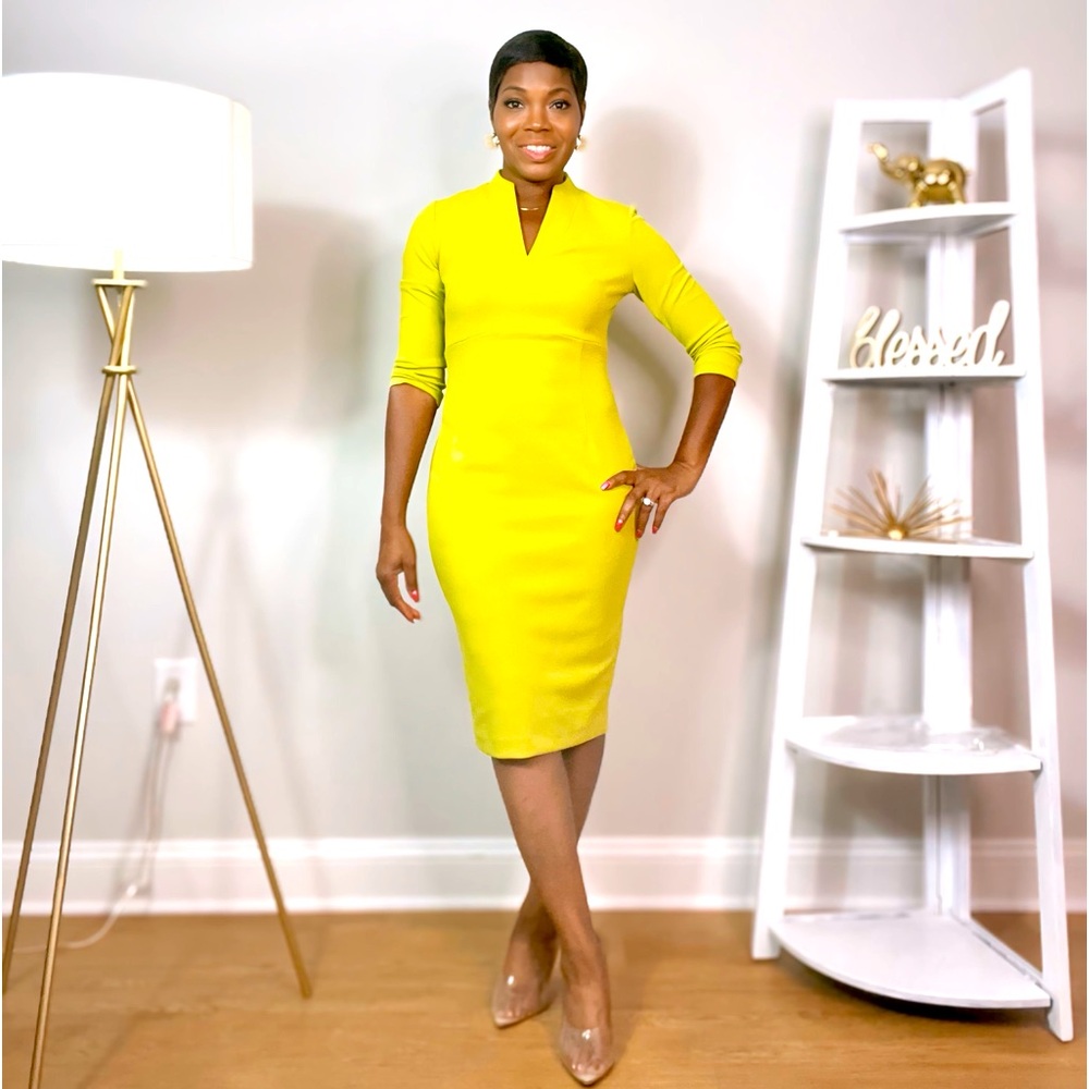 CALVIN KLEIN 3/4 SLEEVE V-NECK SCUBA CREPE SHEATH DRESS
